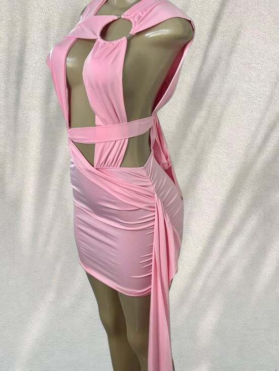 Cut Out Ruched Bodycon Mini Dress - Picture 3 of 4